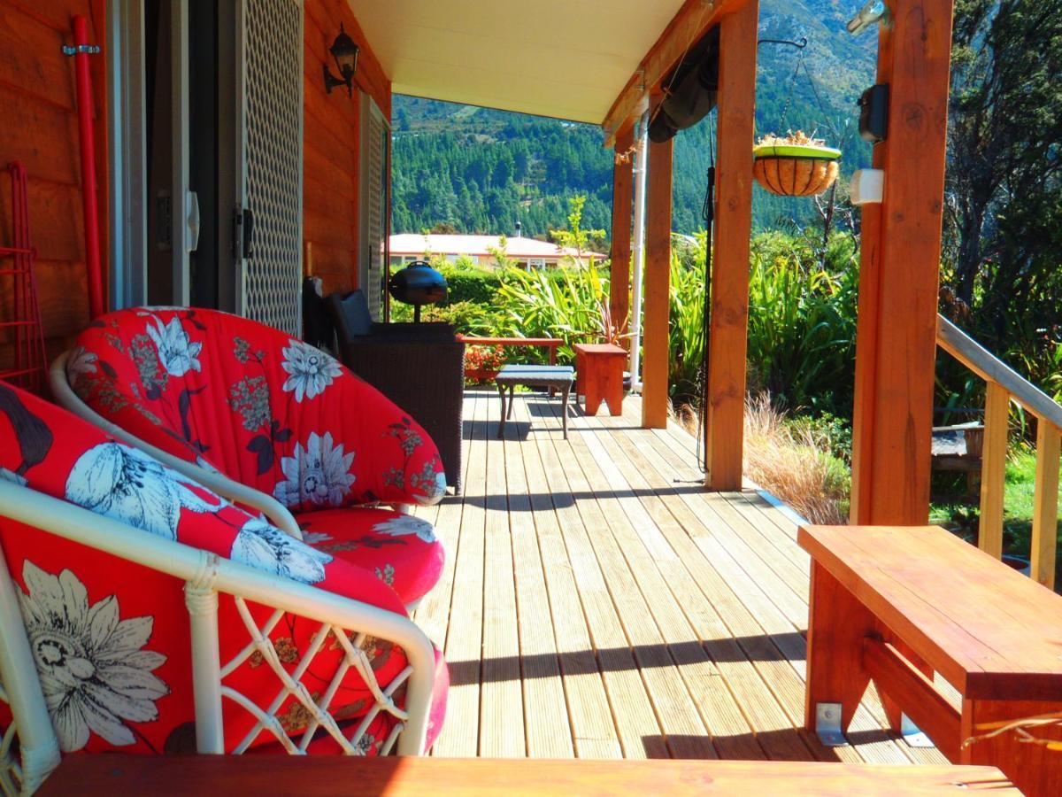 Lakefront Fantail Cottage Lake Hawea, Wanaka Exteriér fotografie
