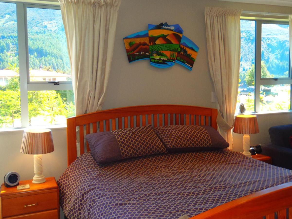 Lakefront Fantail Cottage Lake Hawea, Wanaka Exteriér fotografie